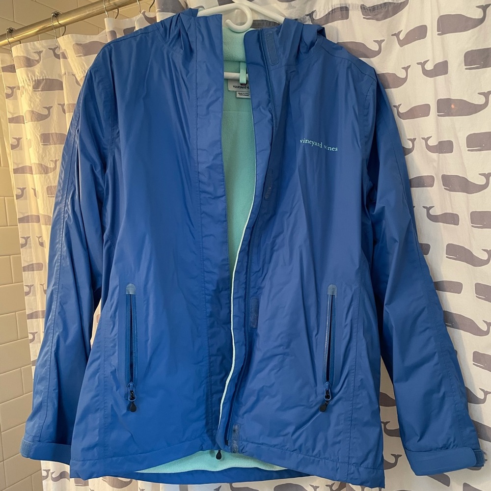 Vineyard Vines rain jacket